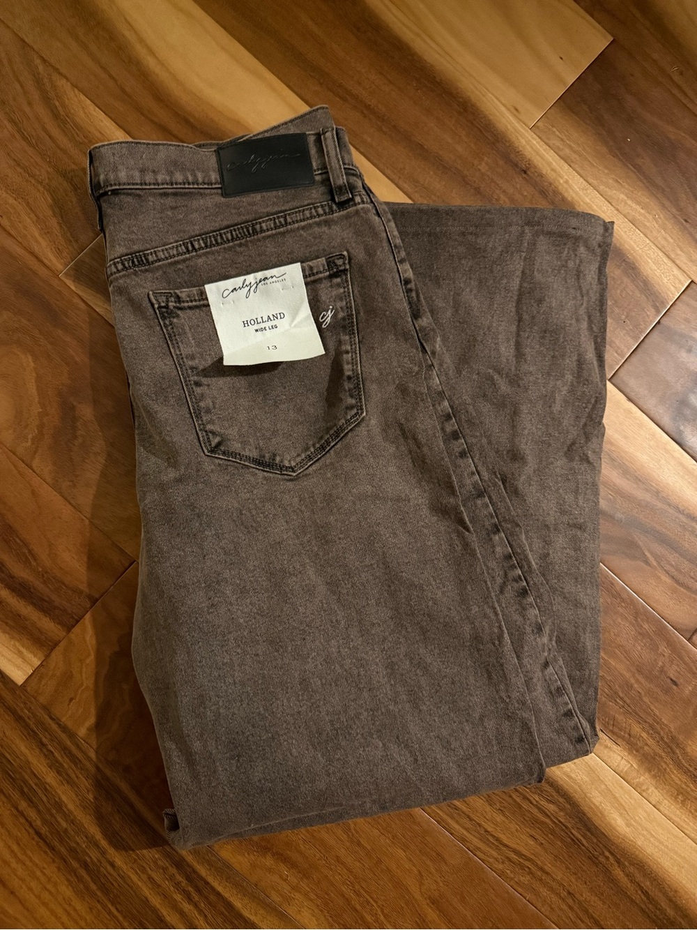 Carly Jean Los Angeles Wide Leg Jeans in Washed Brown